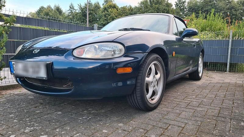 Blau Gebraucht 1998 Mazda MX5 Cabrio | 4.300 € (Fairer Preis) - Bild 1/4