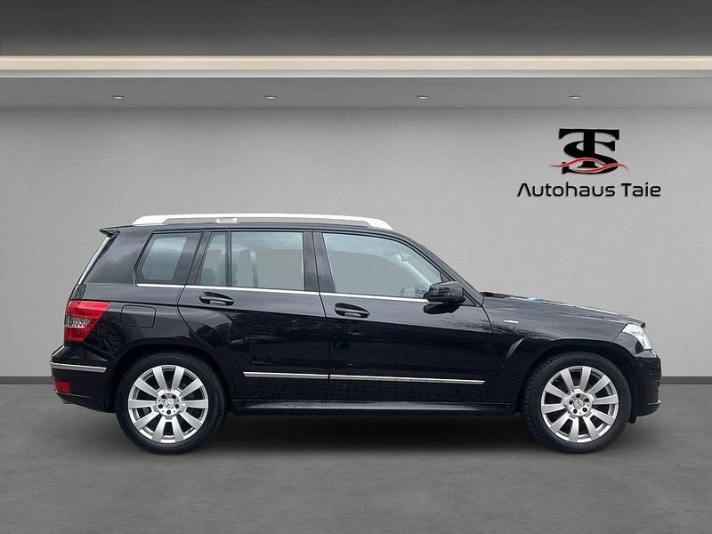 Gebraucht Mercedes GLK200 143 PS (105 kW) 2011 Schwarz SUV