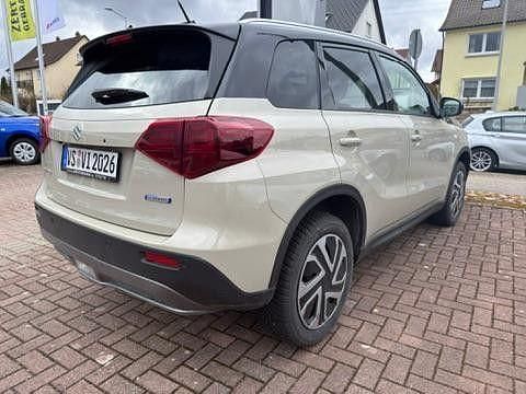 Neu Suzuki Vitara Comfort 110 PS (80 kW) 2026 Braun SUV