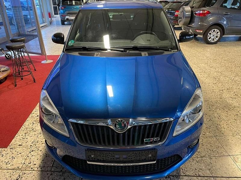 Raceblau metallic Gebraucht 2012 Skoda Fabia RS Kombi | 9.700 € (Teuer) - Bild 1/4