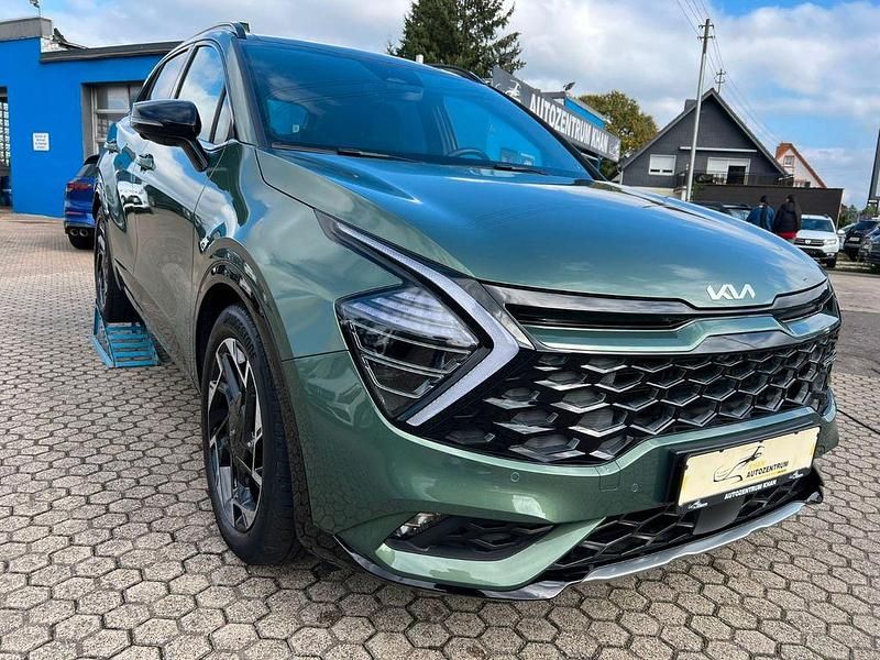 Grün Gebraucht 2023 Kia Sportage 3 SUV | 29.990 € (Fairer Preis) - Bild 1/4