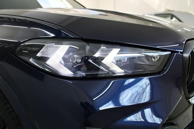 Gebraucht BMW X5 M Sport 530 PS (389 kW) 2024 Tansanitblau metallic SUV