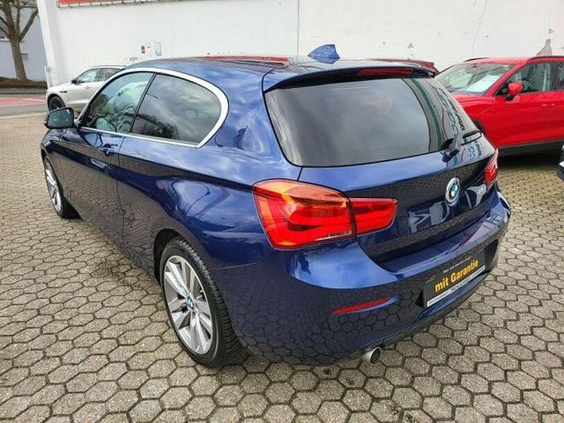 Gebraucht BMW 118 Advantage 136 PS (100 kW) 2019 Blau Kleinwagen