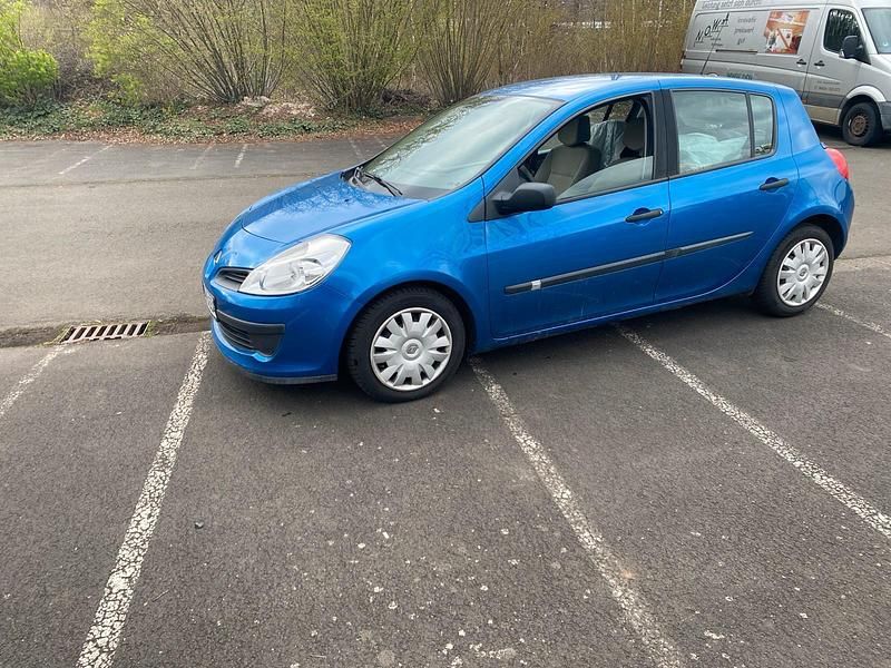 Gebraucht Renault Clio II 75 PS (55 kW) 2006 Blau Kleinwagen
