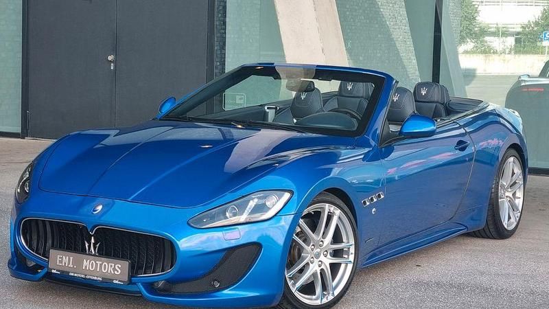 Blau Gebraucht 2017 Maserati GranCabrio Cabrio | 94.999 € (Fairer Preis) - Bild 1/4