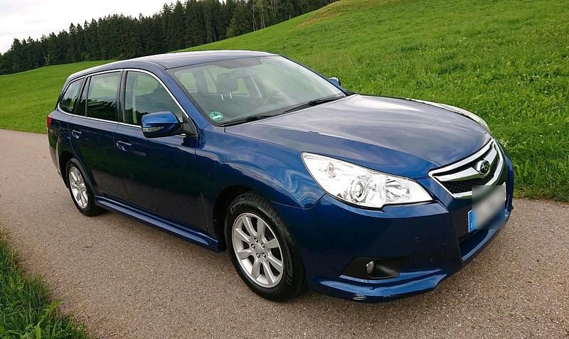 Gebraucht Subaru Legacy Active 150 PS (110 kW) 2010 Blau Kombi