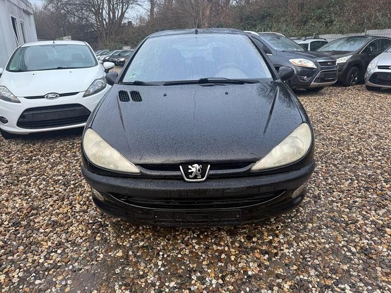 Gebraucht Peugeot 206 Filou 60 PS (44 kW) 2002 Schwarz Kleinwagen