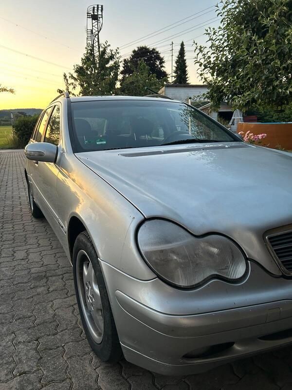Silber Gebraucht 2003 Mercedes C270 Kombi | 2.000 € (Guter Preis) - Bild 1/4