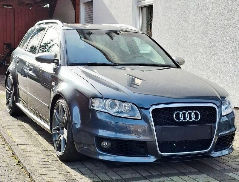 Gebraucht Audi RS4 Sport 420 PS (308 kW) 2006 Grau Limousine