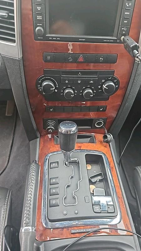 Silber Gebraucht 2009 Jeep Grand Cherokee SUV | 10.800 € (Fairer Preis) - Bild 1/4