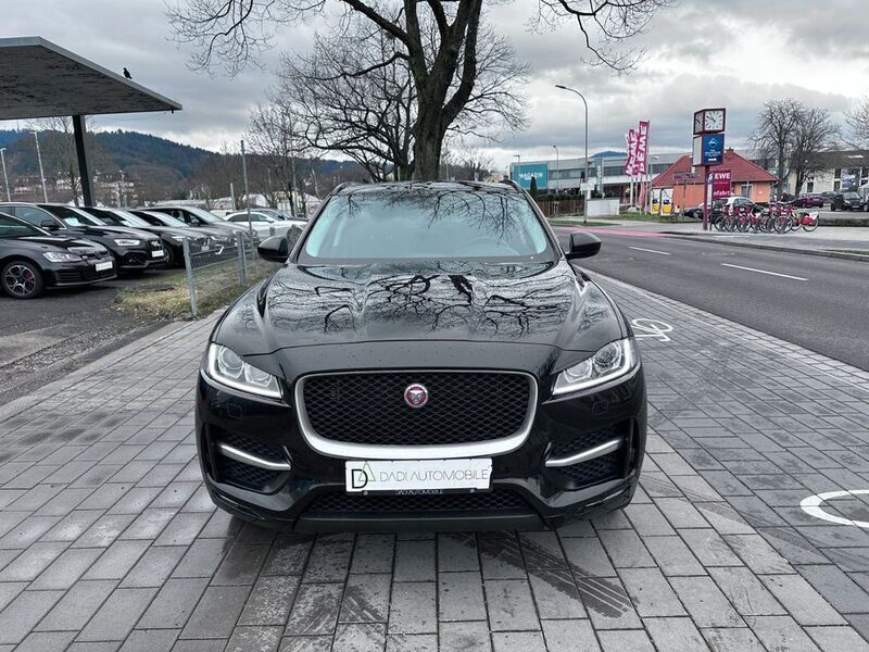 Schwarz Gebraucht 2019 Jaguar F-Pace R-Sport SUV | 19.490 € - Bild 1/4