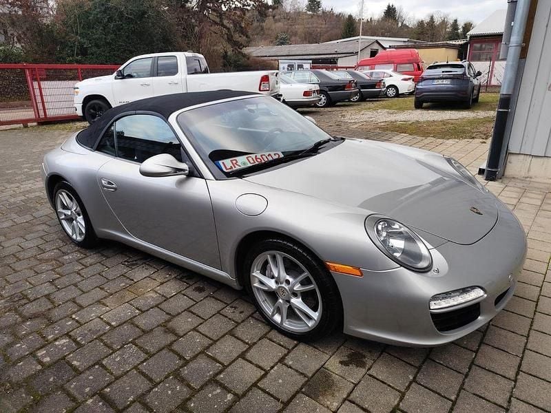 Silber Gebraucht 2009 Porsche 911 Carrera Cabriolet Cabrio | 33.500 € (Teuer) - Bild 1/4