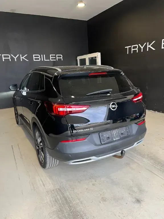 Gebraucht Opel Grandland X 131 PS (96 kW) 2021 Schwarz SUV