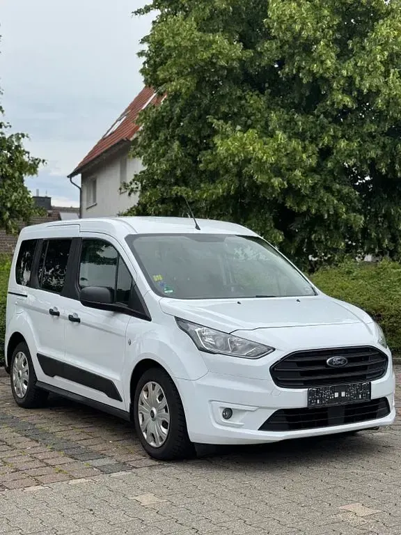 Gebraucht Ford Transit Connect 101 PS (74 kW) 2018 Weiß Van / Kleinbus