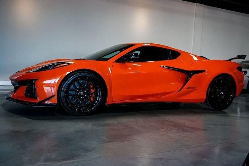 Neu Corvette Z06 670 PS (492 kW) 2025 Orange
