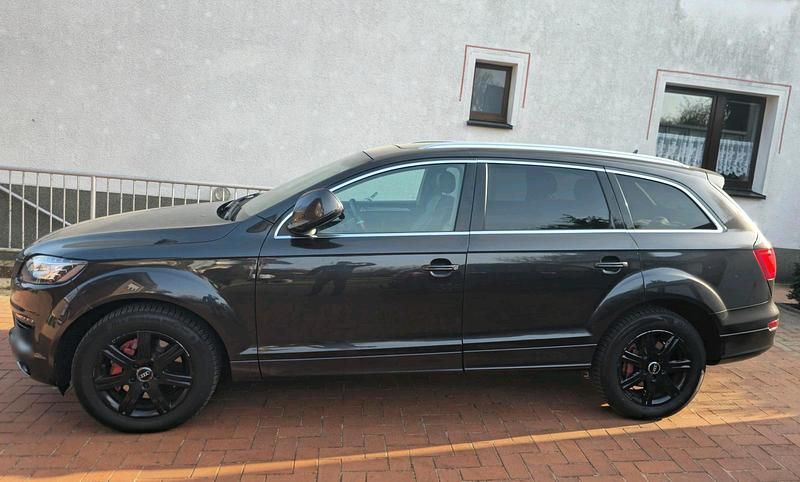 Second-hand Audi Q7 239 CP (175 kW) 2008 Maro SUV