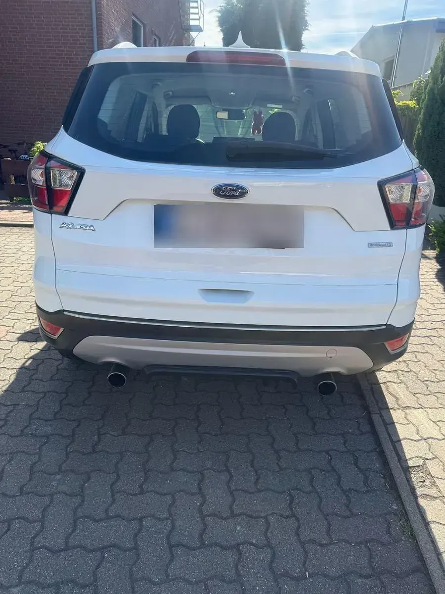 Gebraucht Ford Kuga Cool & Connect 120 PS (88 kW) 2018 Weiß SUV