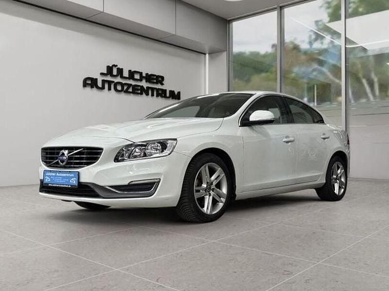 Gebraucht Volvo S60 Summum 245 PS (180 kW) 2015 Weiß Limousine