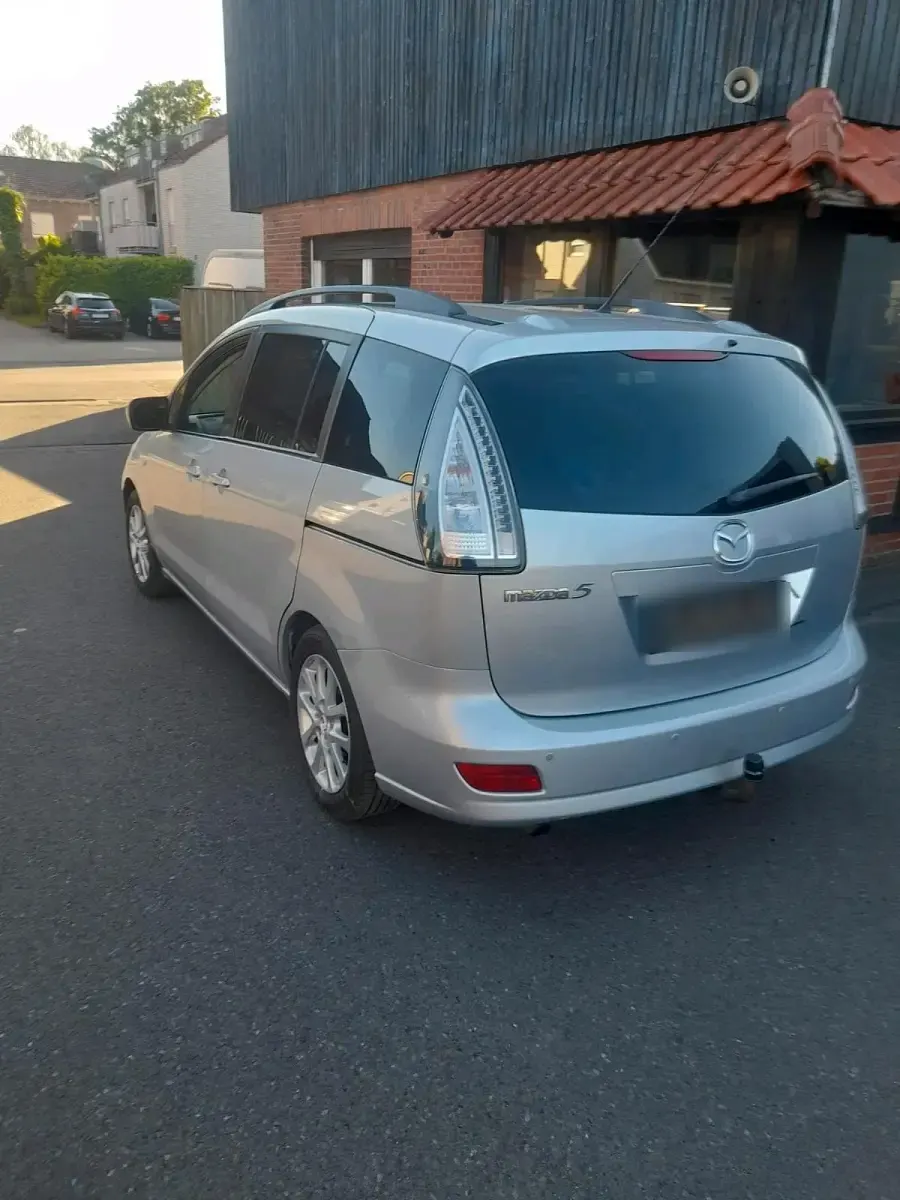 Gebraucht Mazda 5 145 PS (106 kW) 2010 Silber Van / Kleinbus