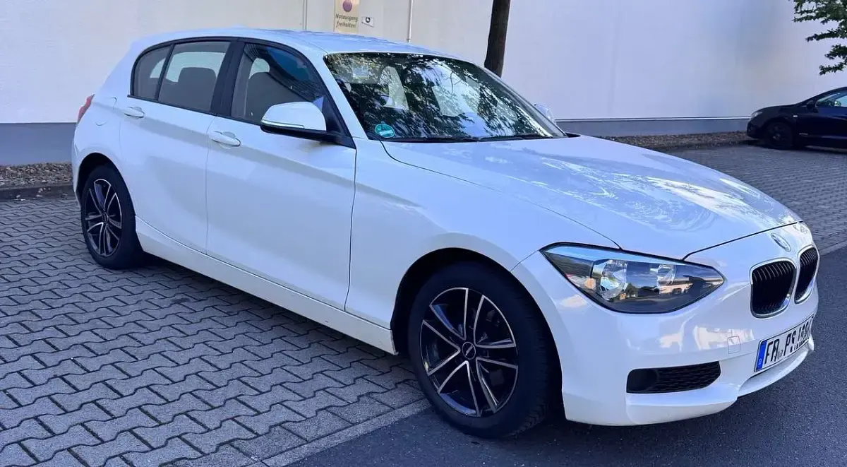 Gebraucht BMW 118 143 PS (105 kW) 2011 Weiß Kleinwagen