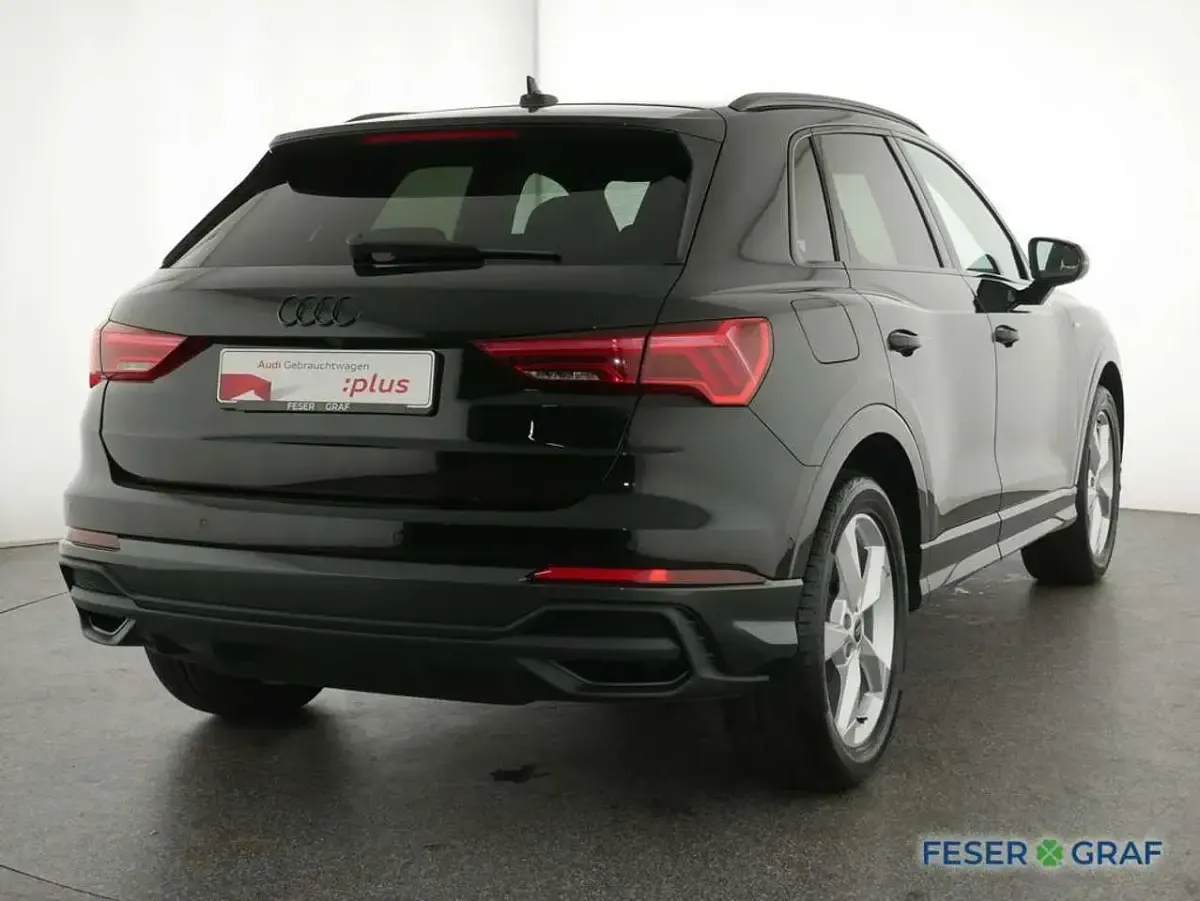 Gebraucht Audi Q3 S-Line 150 PS (110 kW) 2025 Mythosschwarz metallic SUV