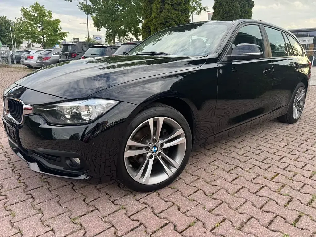 Gebraucht BMW 318 Advantage 150 PS (110 kW) 2016 Schwarz Kombi