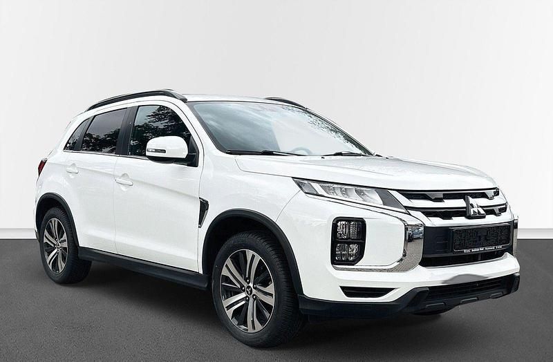 Weiß Gebraucht 2019 Mitsubishi ASX Spirit+ SUV | 21.040 € (Teuer) - Bild 1/4