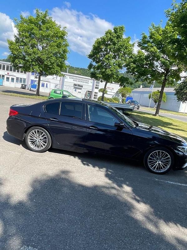 Gebraucht BMW 540 Shadowline 320 PS (235 kW) 2018 Blau Limousine