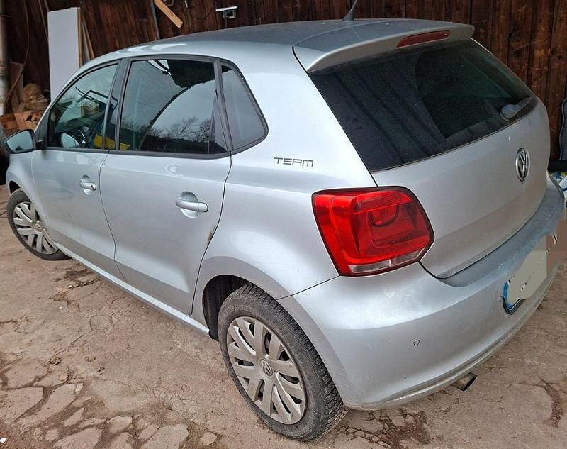 Gebraucht VW Polo 90 PS (66 kW) 2010 Silber Kleinwagen