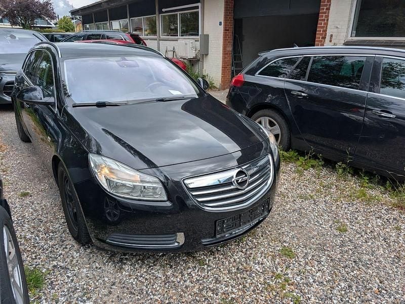 Schwarz Gebraucht 2009 Opel Insignia Cosmo Kombi | 2.300 € (Superpreis) - Bild 1/4