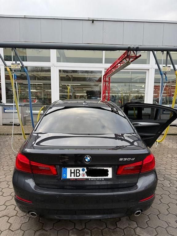 Gebraucht BMW 530 265 PS (194 kW) 2017 Schwarz Limousine
