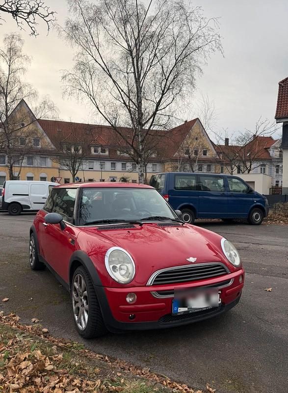Gebraucht Mini ONE 90 PS (66 kW) 2003 Rot Kleinwagen