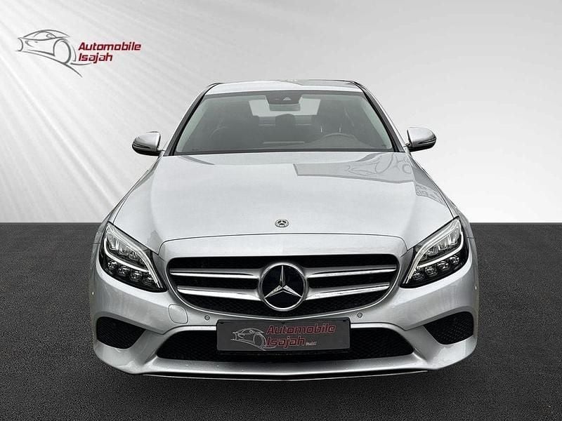 Second-hand Mercedes C180 156 CP (114 kW) 2018 Argintiu Berlinǎ