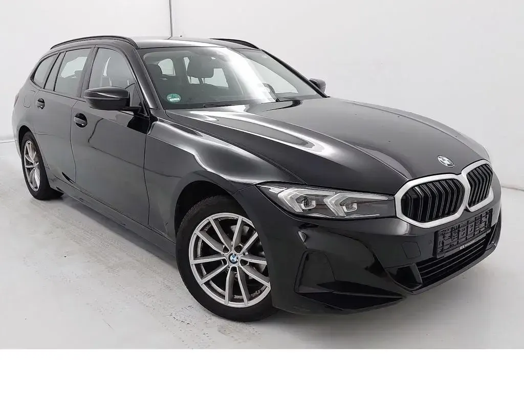 Gebraucht BMW 318 Performance 156 PS (114 kW) 2024 Schwarz Kombi