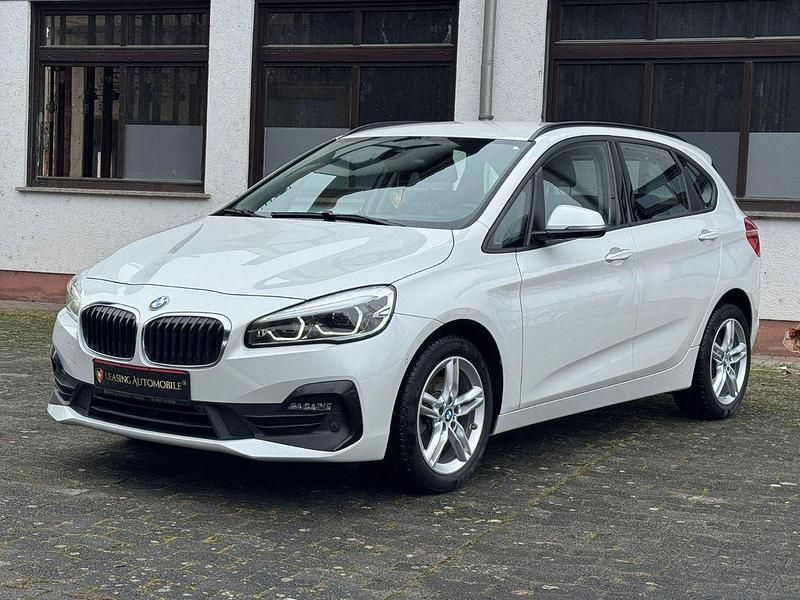Weiß Gebraucht 2018 BMW 216 Advantage Kombi | 13.500 € (Fairer Preis) - Bild 1/4
