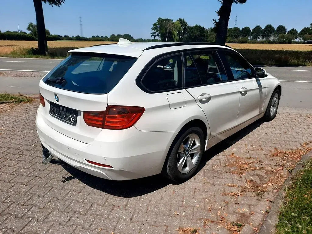 Gebraucht BMW 316 136 PS (100 kW) 2013 Weiß Kombi