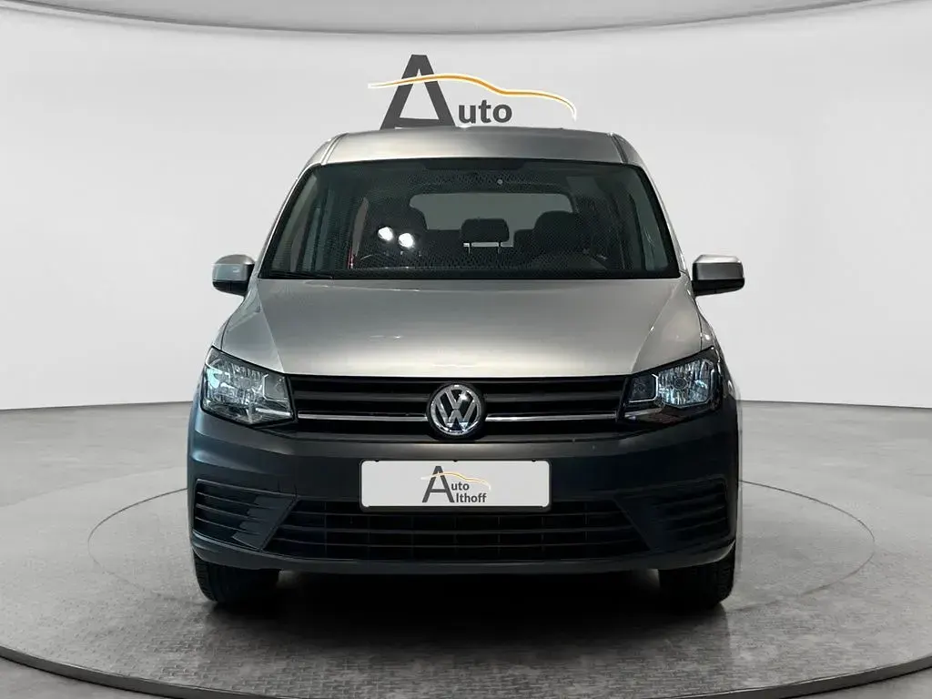 Usata VW Caddy 125 CV (91 kW) 2018 Argento Monovolume