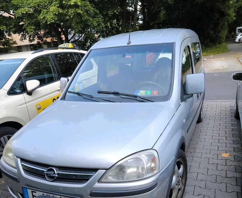 Silber Gebraucht 2006 Opel Combo Kombi | 600 € (Guter Preis) - Bild 1/1