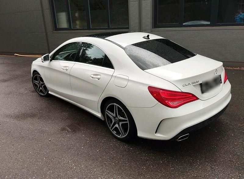 Gebraucht Mercedes CLA250 AMG line 211 PS (155 kW) 2014 Weiß Limousine