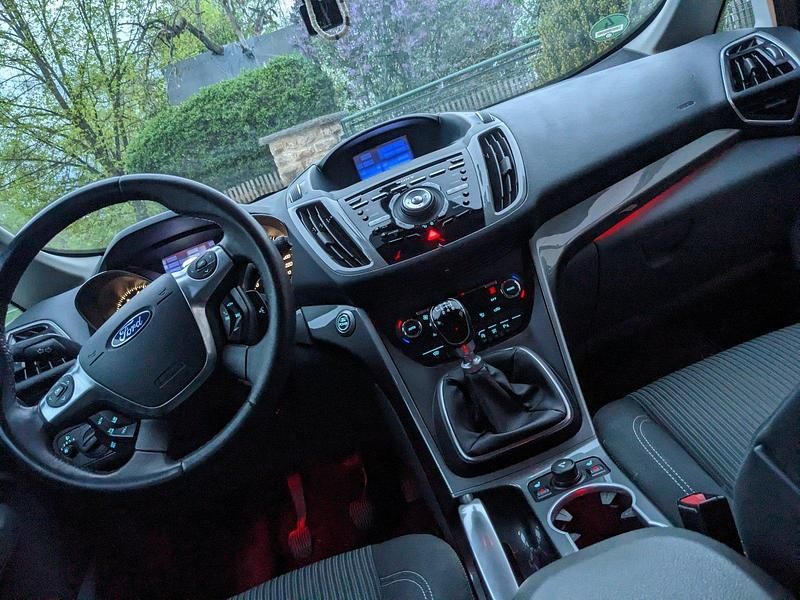 Gebraucht Ford C-MAX Titanium 150 PS (110 kW) 2013 Beige Van / Kleinbus