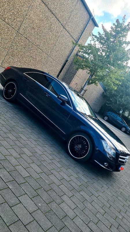 Blau Gebraucht 2013 Mercedes CLS250 Limousine | 16.750 € (Guter Preis) - Bild 1/4