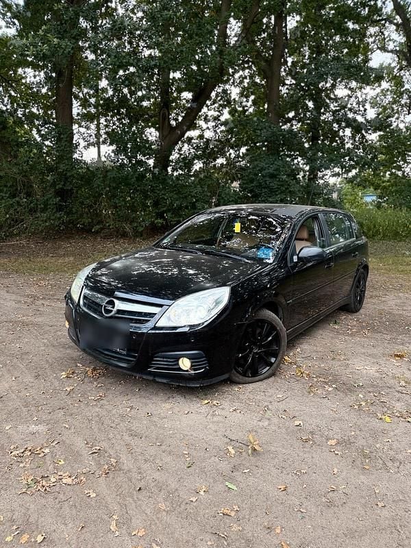 Schwarz Gebraucht 2007 Opel Signum Kombi | 1.870 € (Guter Preis) - Bild 1/4