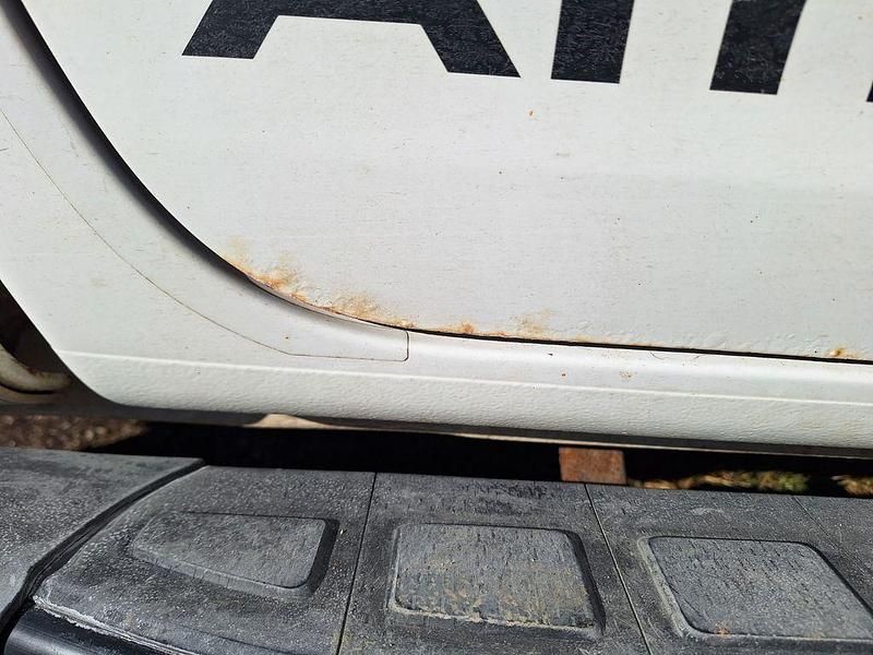 Gebraucht VW Amarok 181 PS (133 kW) 2012 Weiß Abholung