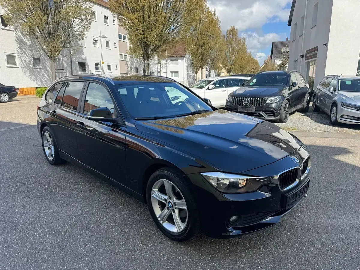 Gebraucht BMW 316 Comfort Edition 116 PS (85 kW) 2015 Schwarz Kombi