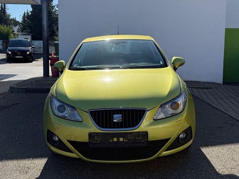 Grün Gebraucht 2009 Seat Ibiza Sport Limousine | 2.999 € (Guter Preis) - Bild 1/4