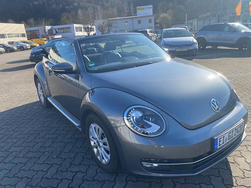 Gebraucht VW Beetle Cabriolet Cup 160 PS (117 kW) 2014 Platinum grey metallic Cabrio