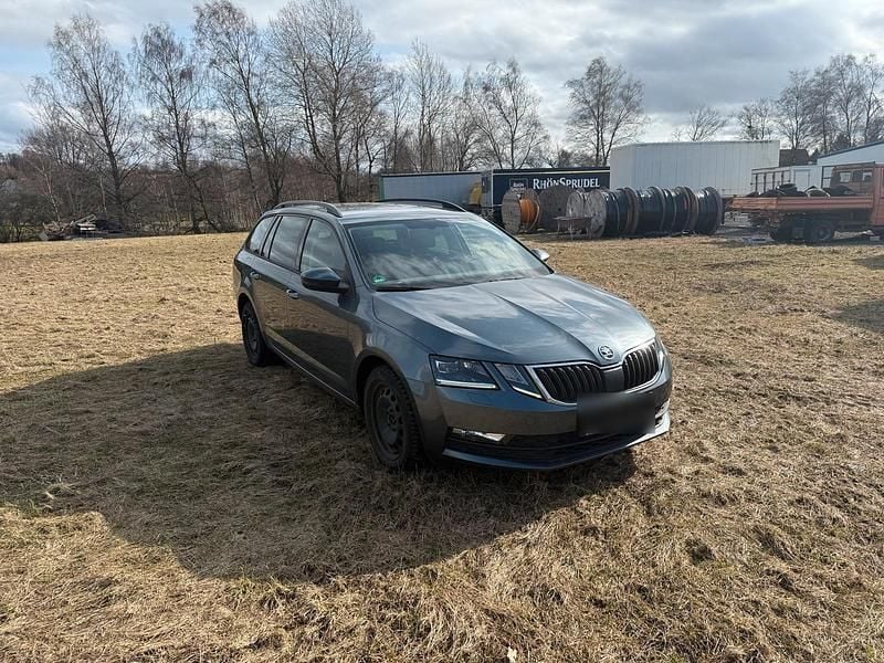 Second-hand Skoda Octavia 150 CP (110 kW) 2018 Gri Break