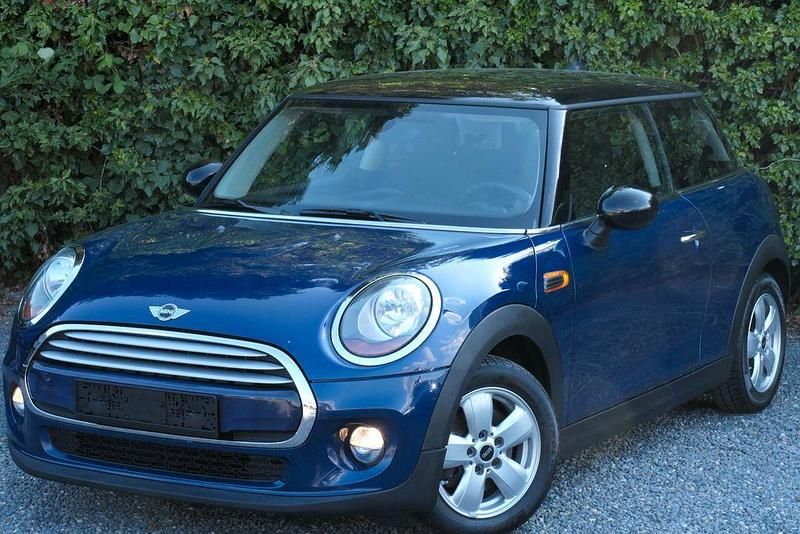Usata Mini Cooper D 116 CV (85 kW) 2015 Blu Utilitaria