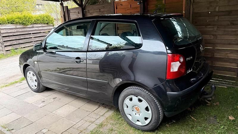 Gebraucht VW Polo 95 PS (69 kW) 2004 Schwarz Kleinwagen