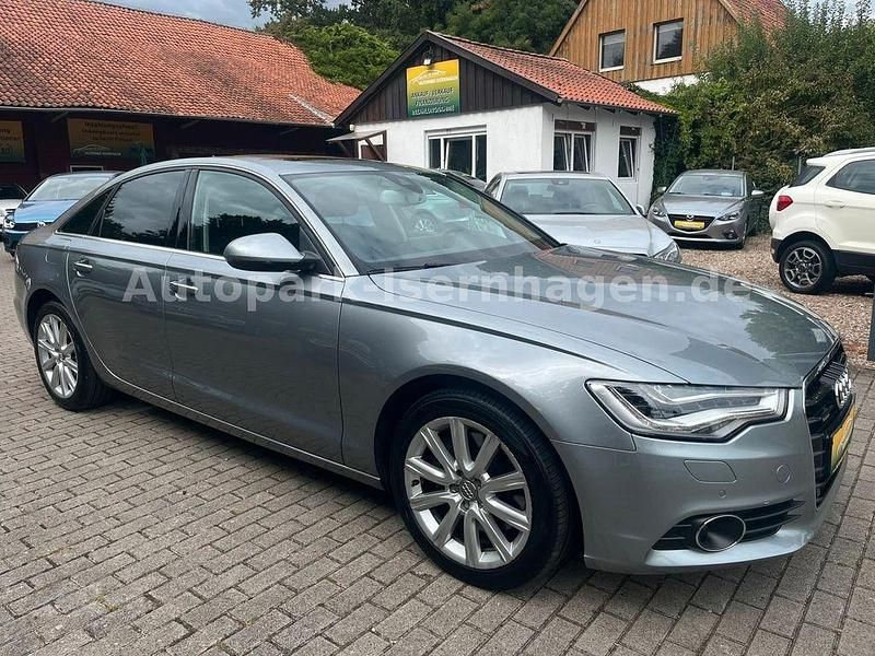 Blau Gebraucht 2015 Audi A6 Limousine | 17.850 € (Guter Preis) - Bild 1/4